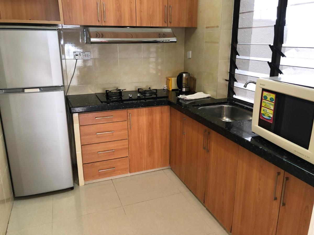Beach Resort Home Stay Sri Sayang 05 Apartment Batu Ferringhi 2Bedroom Dış mekan fotoğraf