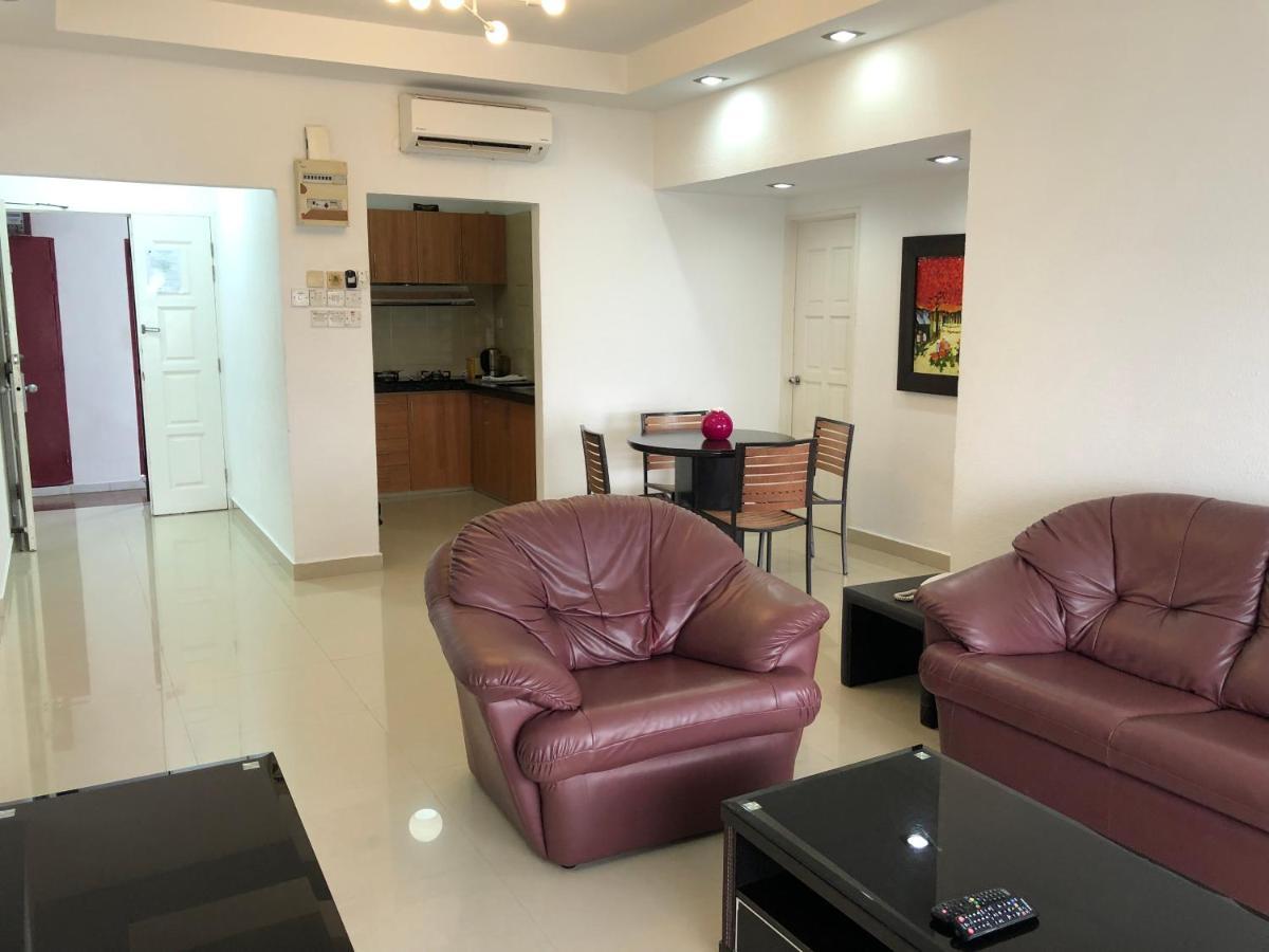Beach Resort Home Stay Sri Sayang 05 Apartment Batu Ferringhi 2Bedroom Dış mekan fotoğraf
